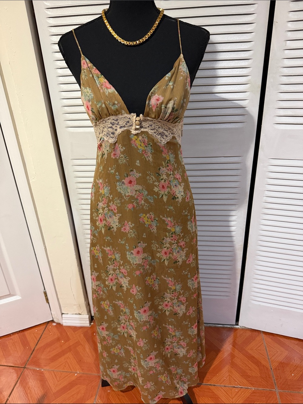 Floral Lace-Trim Slip Dress in Olive with Pink Bloom